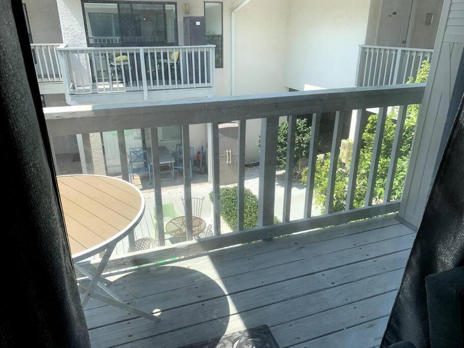 Fullyrenovated 1 Min Walk2 Beach.5min To Peir Park * Panama City Beach